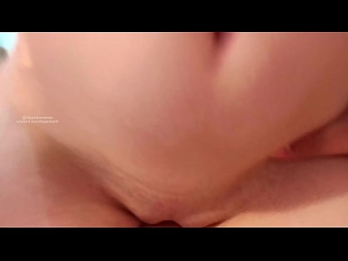 ❤️ Спите в комнате моей сестры, и вот так я проснулся ❤️ Качественное порно на porncomixone.ru